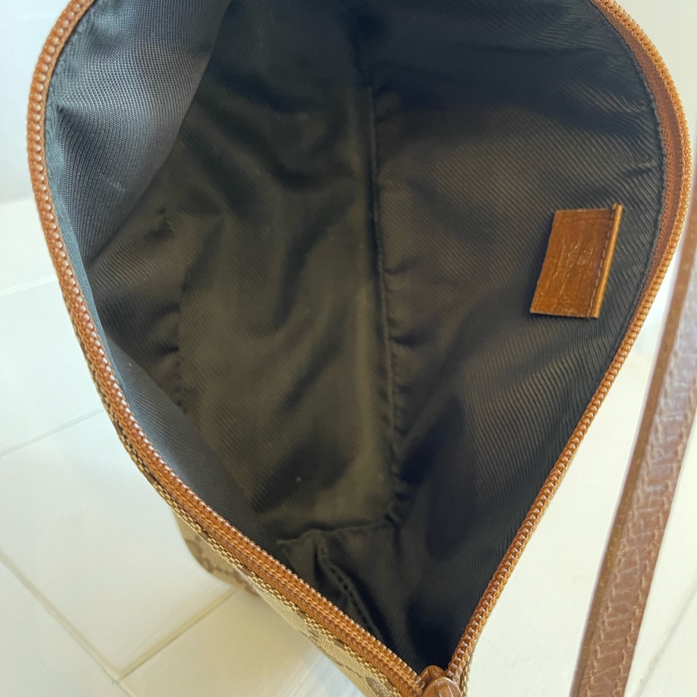Gucci Pouchette Brown Canvas/Leather Baguette - Picture 9 of 12